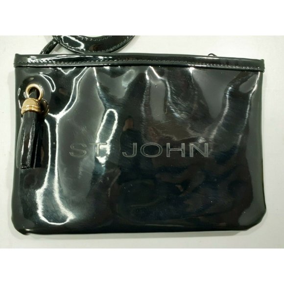 St. John Makeup Wristlet Size 7x5 w/Mirror Black Patent Leather - Picture 2 of 8